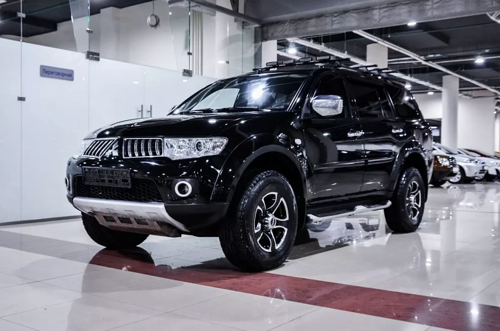 Купить Pajero Sport с пробегом