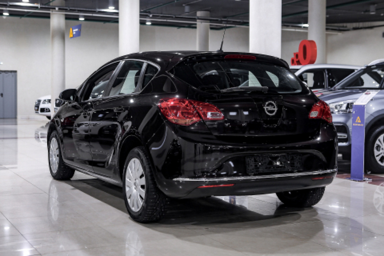 Купить Astra с пробегом